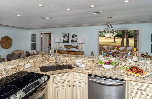 Sandestin House | 2 Golf Carts Included for Beach, Pet Friendly Charming San Destin Villa, Great 4 Entertaining, Pools
