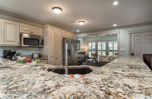 Sandestin House | 2 Golf Carts Included for Beach, Pet Friendly Charming San Destin Villa, Great 4 Entertaining, Pools