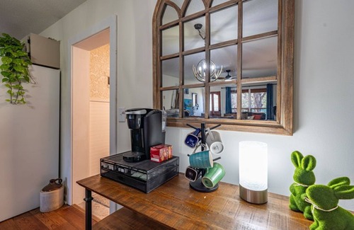 West Jefferson House | 2 Homes - 4 Beds/2 BAs - Easy Walk to Downtown West Jefferson.