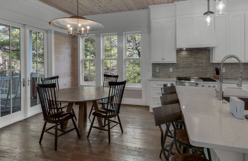 SeaNest Village House | 2 Homes Side by Side, Sleeps 20 with Pool + Free Attraction Tickets!