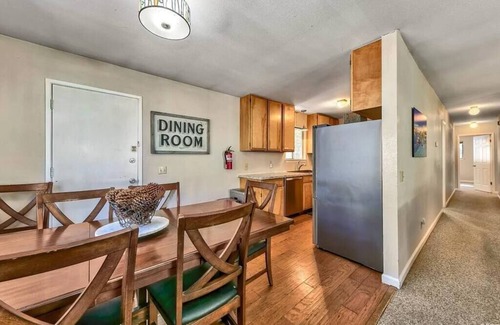 Al Tahoe House | 2 Homes with 6 Bdr near the lake w/Hottub