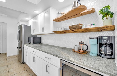 Bradenton House | 2 Houses w/Private Pools! Adjacent Lots!