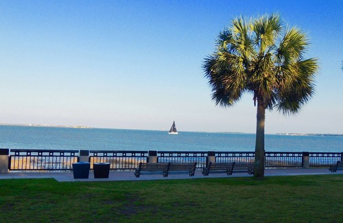 Charleston Historic District Apartment | 2 King Bedrooms/2 Bath in the Original Walled City. Access History within Steps