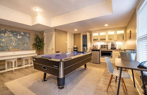 Canton Apartment | 2 King Beds, Outdoor Fireplace and Air Hockey