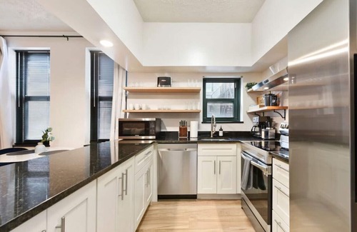 Central Northside Condo | 2 King Beds, Walkable Condo in Mexican War Streets