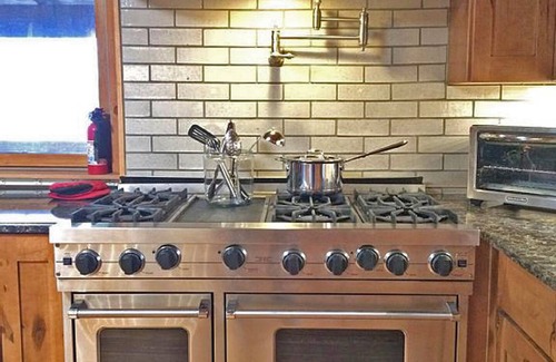 Lansing Cabin | 2 Lakefront Cabins on 1.3 Acres. Cayuga Lake Cabins - Finger Lakes, near Ithaca