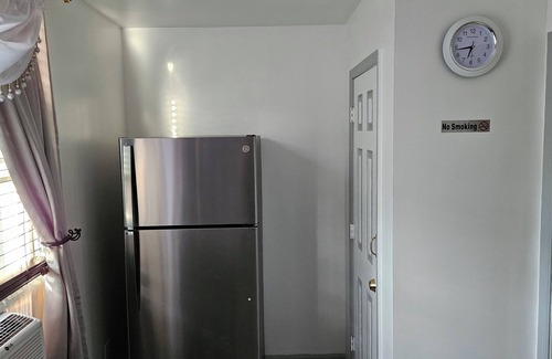 Bedford-Stuyvesant House | 2-Large bedrooms to rent with WiFi, AC in fabulous Brooklyn NYC