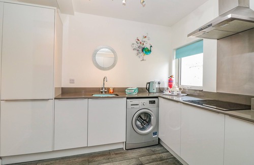 Dartmouth Cottage | 2 LEE COURT in Dartmouth