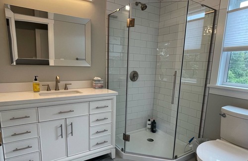 Nahant Apartment | 2 level 3BR/2.5BA located across from golf course and 1/4 mile from local beach