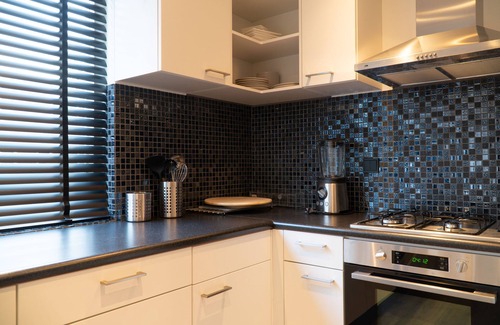 Ijsselmonde House | 2 Luxury 4 bedroom near feyenoord/Ahoy Rotterdam