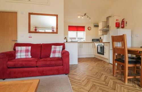 Combe Martin Cottage | 2 MANLEIGH PARK, pet friendly, with a garden in Combe Martin