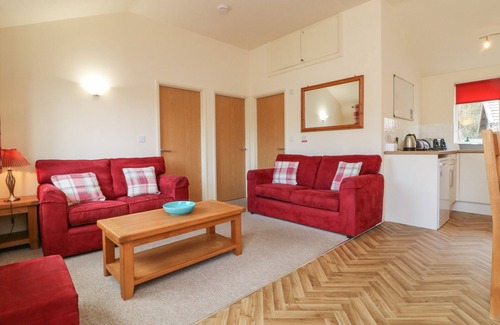 Combe Martin Cottage | 2 MANLEIGH PARK, pet friendly, with a garden in Combe Martin