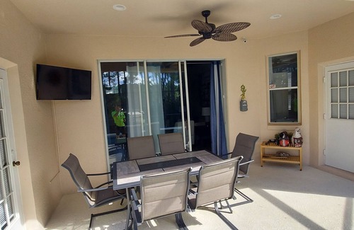 Calabay Parc House | 2 Master Suites ☆ 86" TV☆ Hot Tub☆ In Calabay Parc