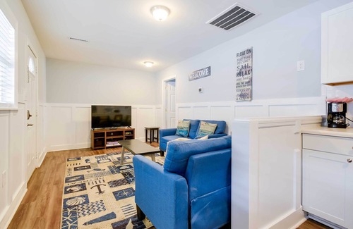 Atlantic Beach House | 2 Mi to Barefoot Landing: Family Retreat