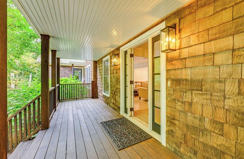 Wainscott Woods House | 2 Mi to Beach: Dog-Friendly Home in Wainscott!