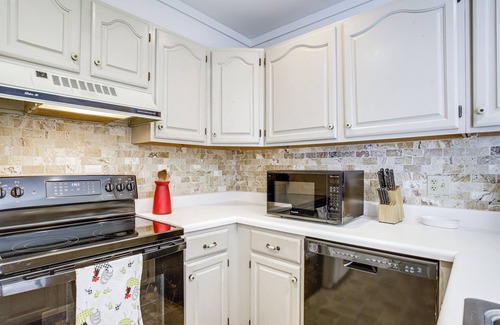 Selbyville Apartment | 2 Mi to Beach: Gem w/Enclosed Patio in Selbyville