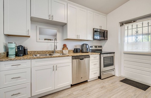Cocoa House | 2 Mi to Cocoa Riverfront Park: Home w/Patio!