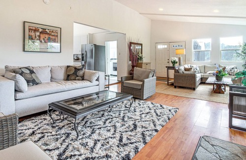 Coos Bay House | 2 Mi to Downtown Coos Bay: Home w/ Deck, Fire Pits