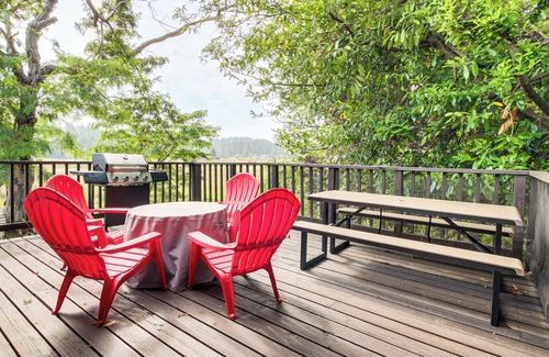 Coos Bay House | 2 Mi to Downtown Coos Bay: Home w/ Deck, Fire Pits