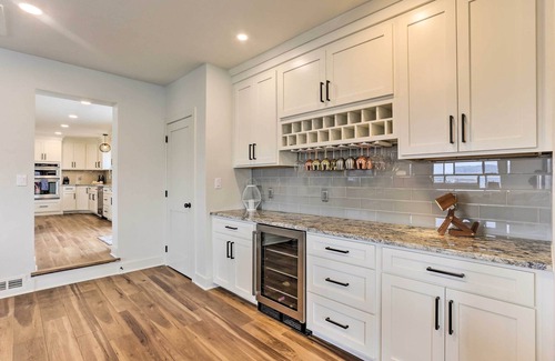 Castle Rock House | 2 Mi to Dtwn Castle Rock: Home w/Furnished Patio