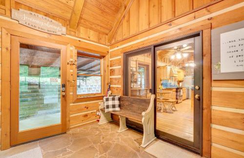 Wears Valley House | 2 Mi to GSMNP Peaceful and Scenic Cabin with Deck