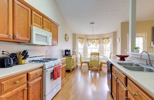 McDonough House | 2 Mi to Heritage Park: Pet-Friendly McDonough Home