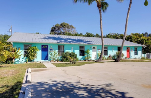 Hobe Sound House | 2 Mi to Hobe Sound Beach: Townhome w/Lanai