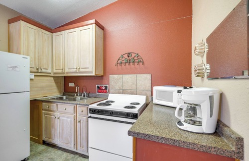 Lake Whitney Apartment | 2 Mi to Marina: Lake Whitney Studio Retreat!