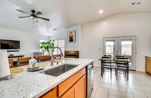Westside House | 2 Mi to Petroglyph Nat’l Monument: Updated Home