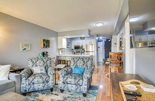 Notch Estates Condo | 2 Mi to Silver Dollar City: Cozy Condo w/Balcony!