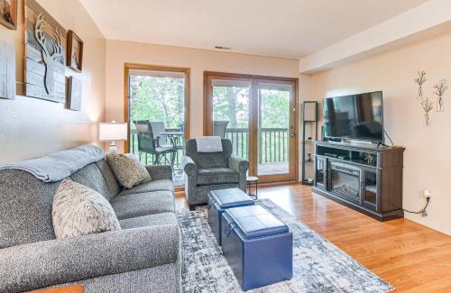Notch Estates Apartment | 2 Mi to Silver Dollar City Inviting Family Escape
