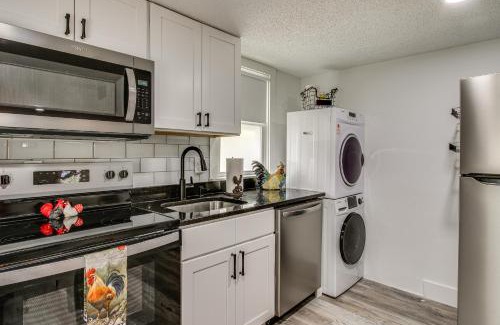 Columbia Apartment | 2 Mi to USC Campus Peaceful Apartment with Yard