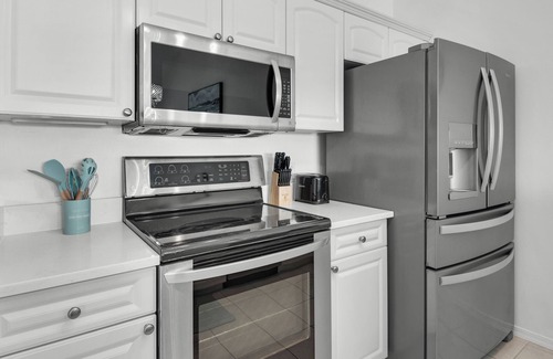 Miramar Beach House | .2 Miles From Beach, Bright and Modern Townhome, 3bd, 3bth