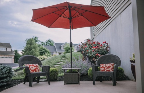 Talmage Apartment | 2 miles from Ephrata-Lititz rail trail! Easy access to local destinations
