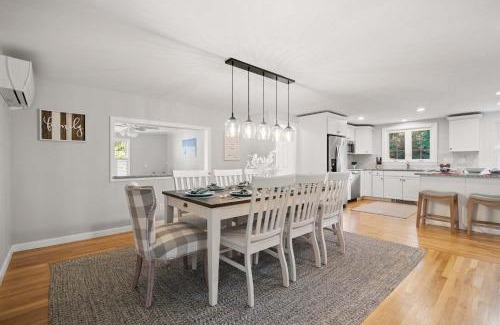 Dennis House | 2 Min to Mayflower Beach Dog Friendly