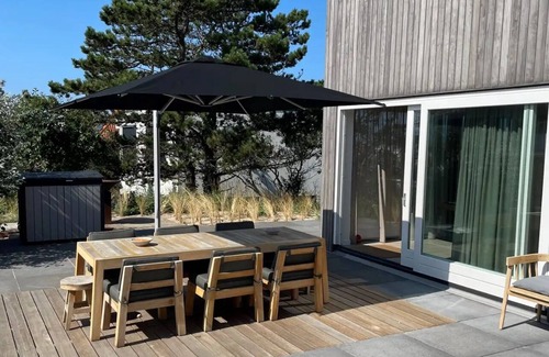 Bergen aan Zee Villa | 2 minuten walk from the beach! Beauty House for a holiday