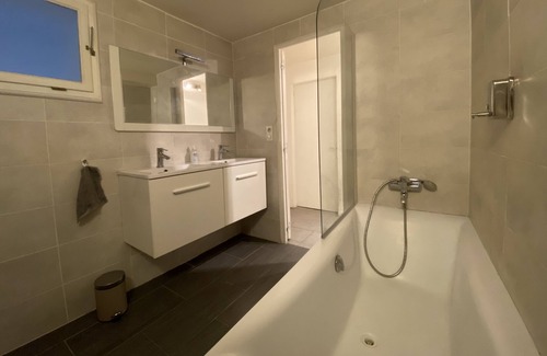 Collonges-sous-Saleve House | 2 minutes from Geneva, Cozy T3 House