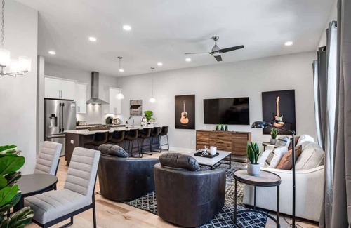 Nashville House | 2 Nashville Homes Relaxing Rooftop Patios