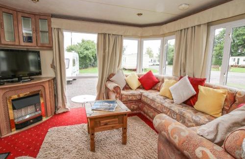Much Wenlock House | 2 Old Orchard