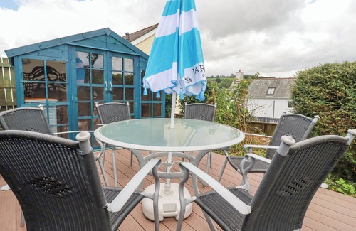 Lostwithiel Cottage | 2 OLD TALBOT COTTAGES, pet friendly, with a garden in Lostwithiel
