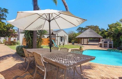 Lakeside House | 2 On Lismore Guesthouse 11