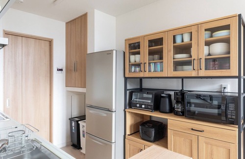 Higashi House | 2 parking spaces availableMax 10 people4 bedroomsWiFiAll rooms airconditioned/Sapporo Hokkaidō