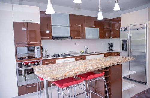 Zona Rosa Apartment | 2 PENTHOUSES NEXT TO EACH OTHER LLERAS 6 BEDROOM
