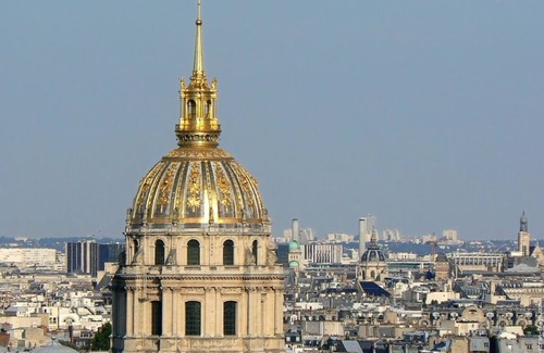 8th Arrondissement Apartment | 2-person studio Champs Elysées