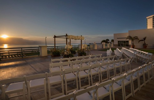 Brush - Stewarts Apartment | 2 Pet-friendly Accommodations Near Daytona Beach, with Outdoor Swimming Pool!