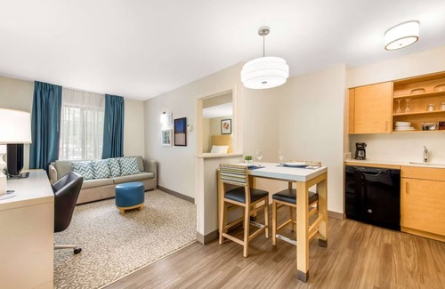 Arrowood Hotel | 2 Pet-Friendly Style Suites Perfect for Extended Stays with Free Breakfast