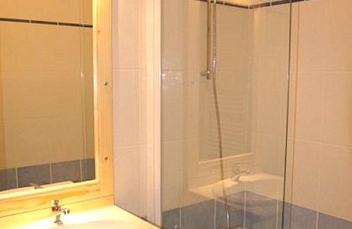 Prapoutel Apartment | 2 pièces au pied des pistes avec balcon et skiroom - FR-1-557-34