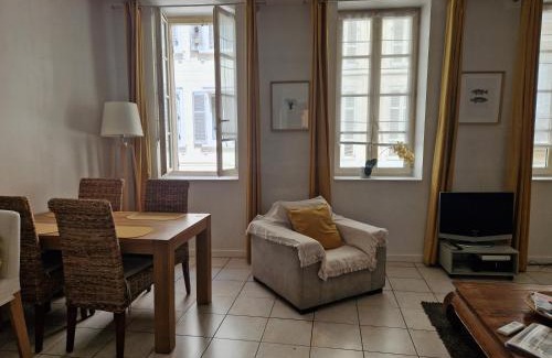 Belsunce Apartment | 2 pièces dans le centre avec petite terrasse 3*