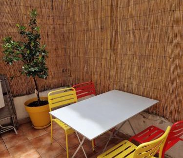 Belsunce Apartment | 2 pièces dans le centre avec petite terrasse 3*