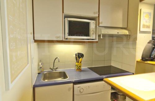 Cap Esterel Apartment | 2 pièces en rez-de-jardin avec vue mer, piscine et parking à Saint-Raphaël - FR-1-504-567